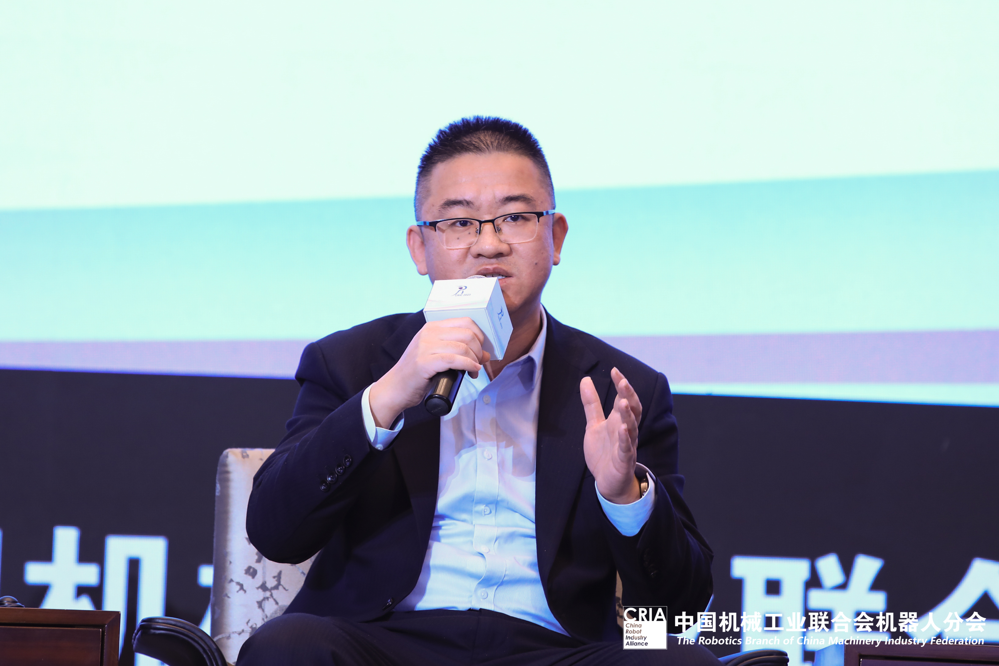 170234890725028193PW.jpg 圓桌1(1).jpg